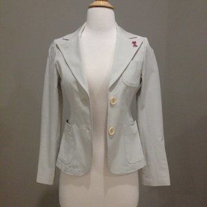 Light weight stretch fitted jacket in beige
